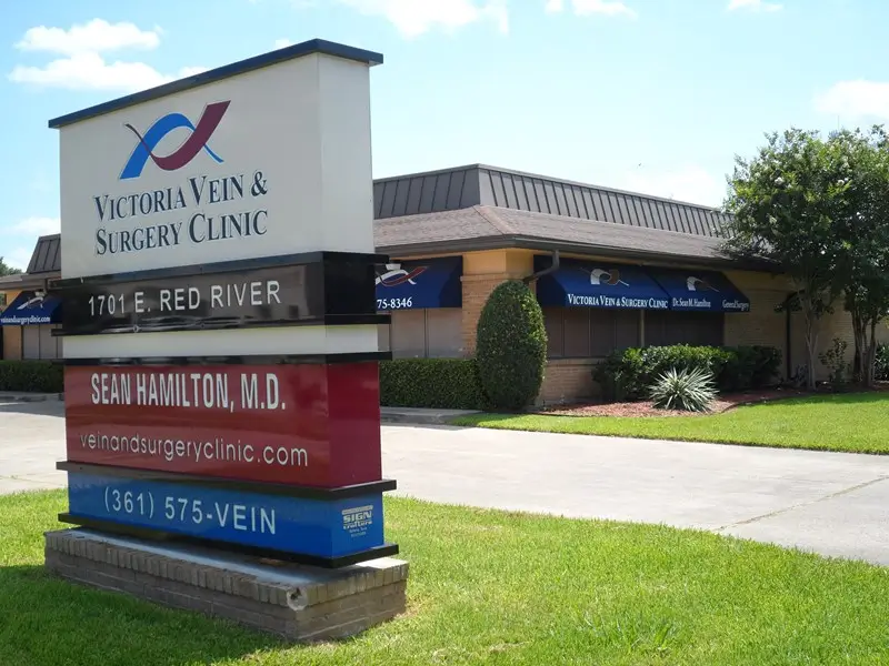 Victoria Vein & Surgery Clinic exterior sign.